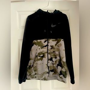 Nike Dri Fit Camo Full Zip Training Hoodie  Size Men's Large